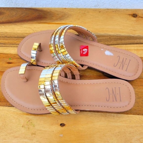 INC Jaylee Womens Embellished Toe Ring Slip-On Flat Sandals Size 6.5 - Picture 10 of 16